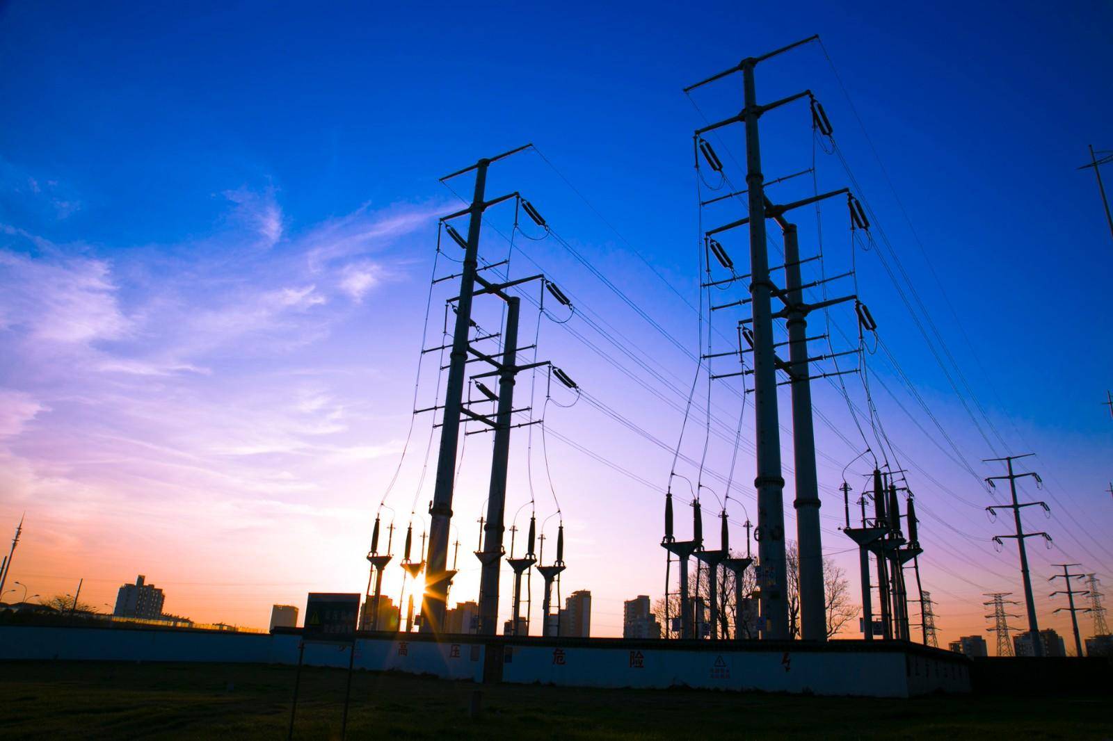 晋矿智造研：山西井下智能运输系统如何提升煤矿效率与安全，告别传统运输困扰