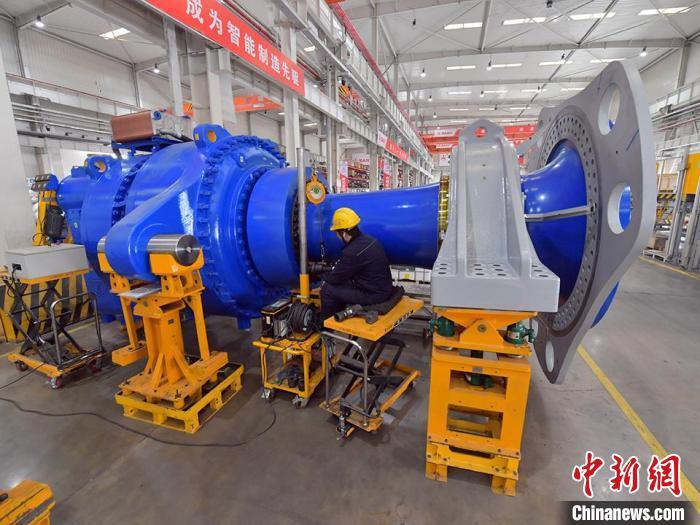 智能装备技术：无人值守压风机站如何实现高效自动化运行与成本优化