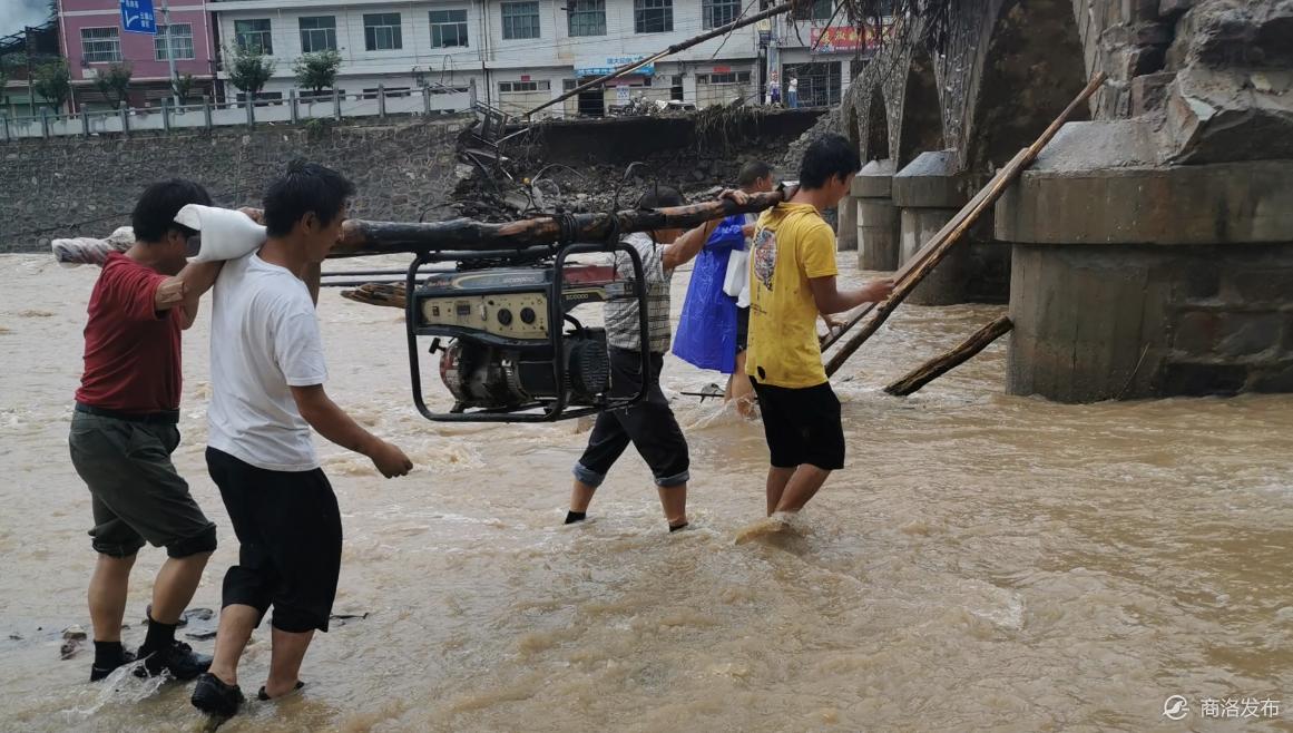 智能装备技术：巡检续航优化 - 告别巡检机器人中途断电，实现长时间高效作业