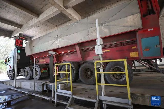 智能装备技术：刮板机断链预警如何解决矿山设备维护难题，提升生产效率与安全性