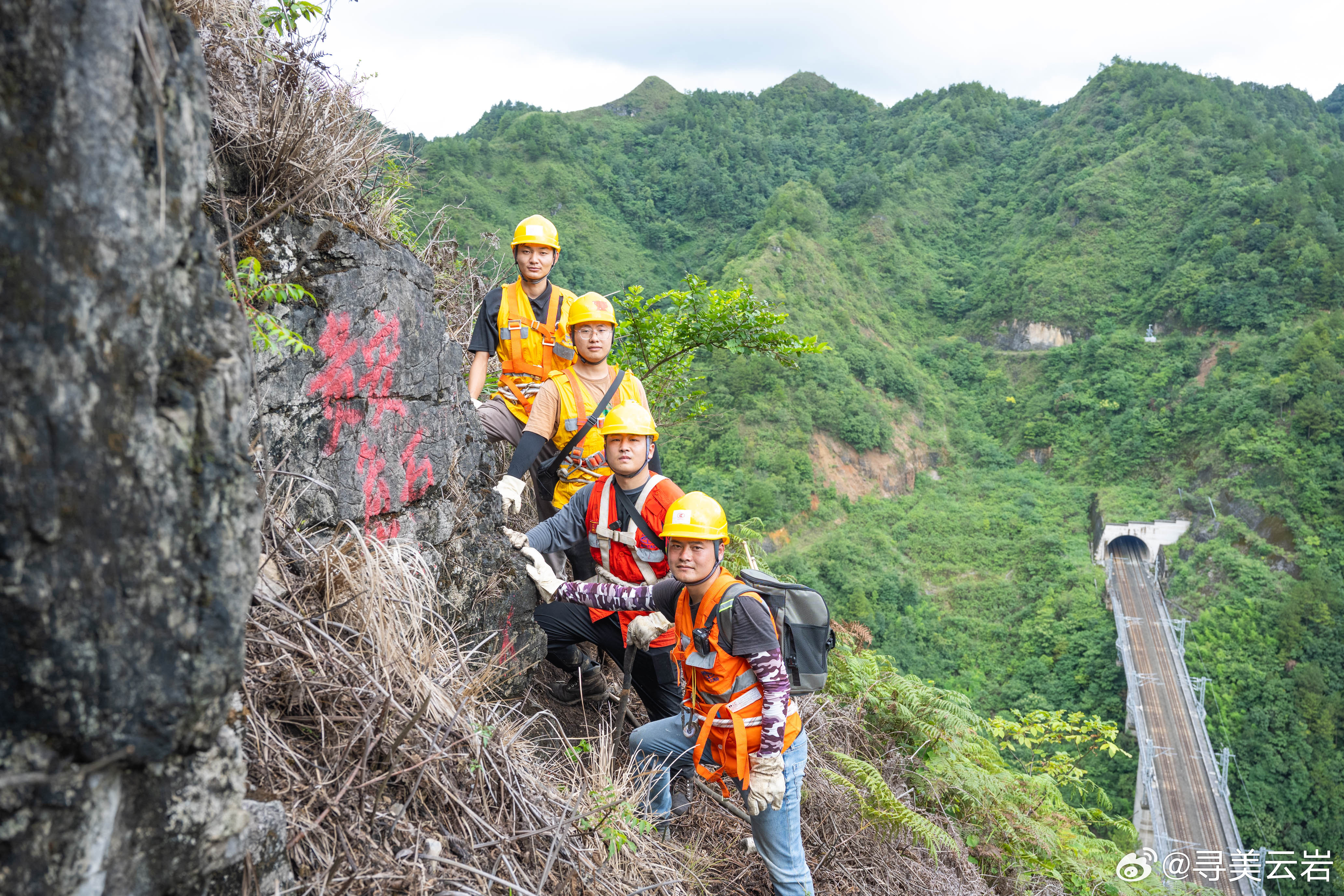 地质数字技术：疏散规划优化——精准计算每一秒，让紧急疏散从盲目奔跑变有准备转移